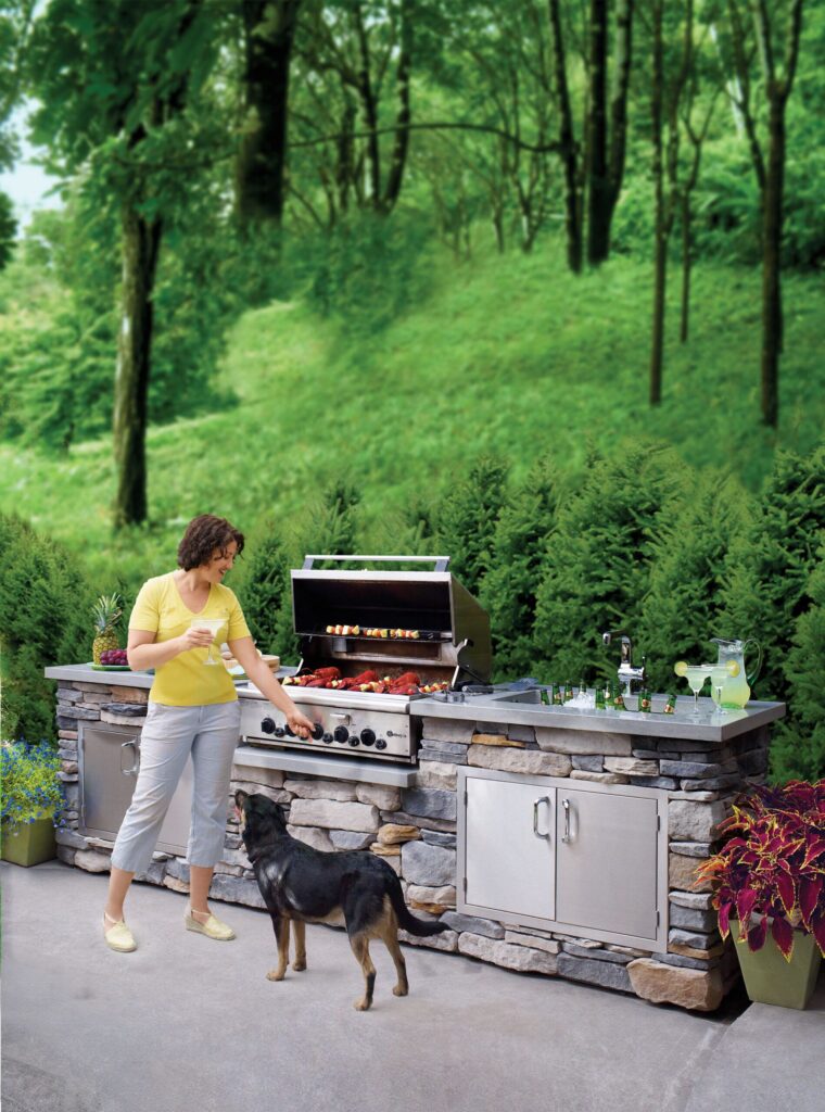 How to Build an Outdoor Kitchen: 7 Simple Steps
