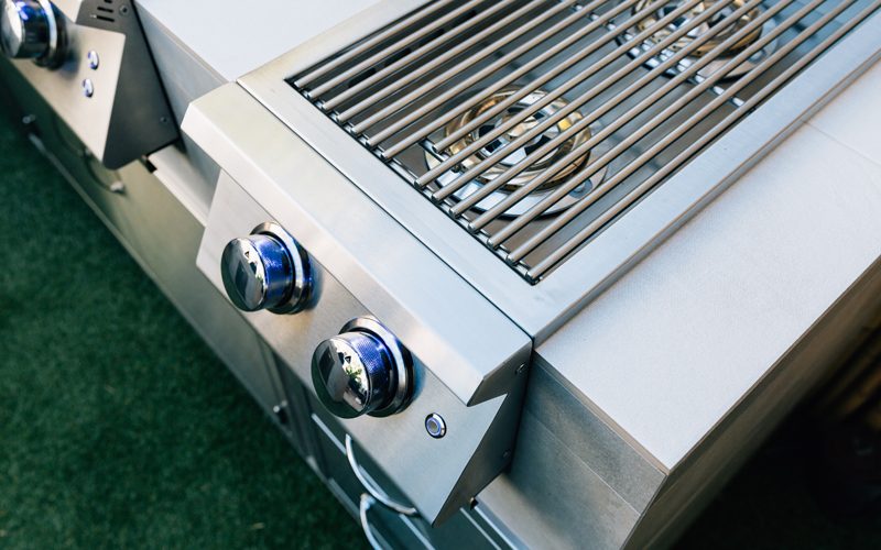 BBQGrills.com-How-to-Buy-a-Side-Burner-for-Your-Grill-Learning-Center-qk65vl0gwbbmwlq7yrcqukl3ruag06fbut685om7ig