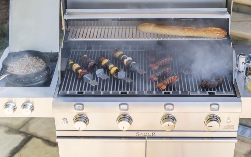 What-Males-a-Saber-Infrared-Gas-Grill-BBQGrills.com-Learning-Center